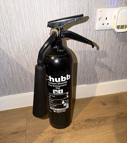 Chubb co2 carbon - carbon, fire